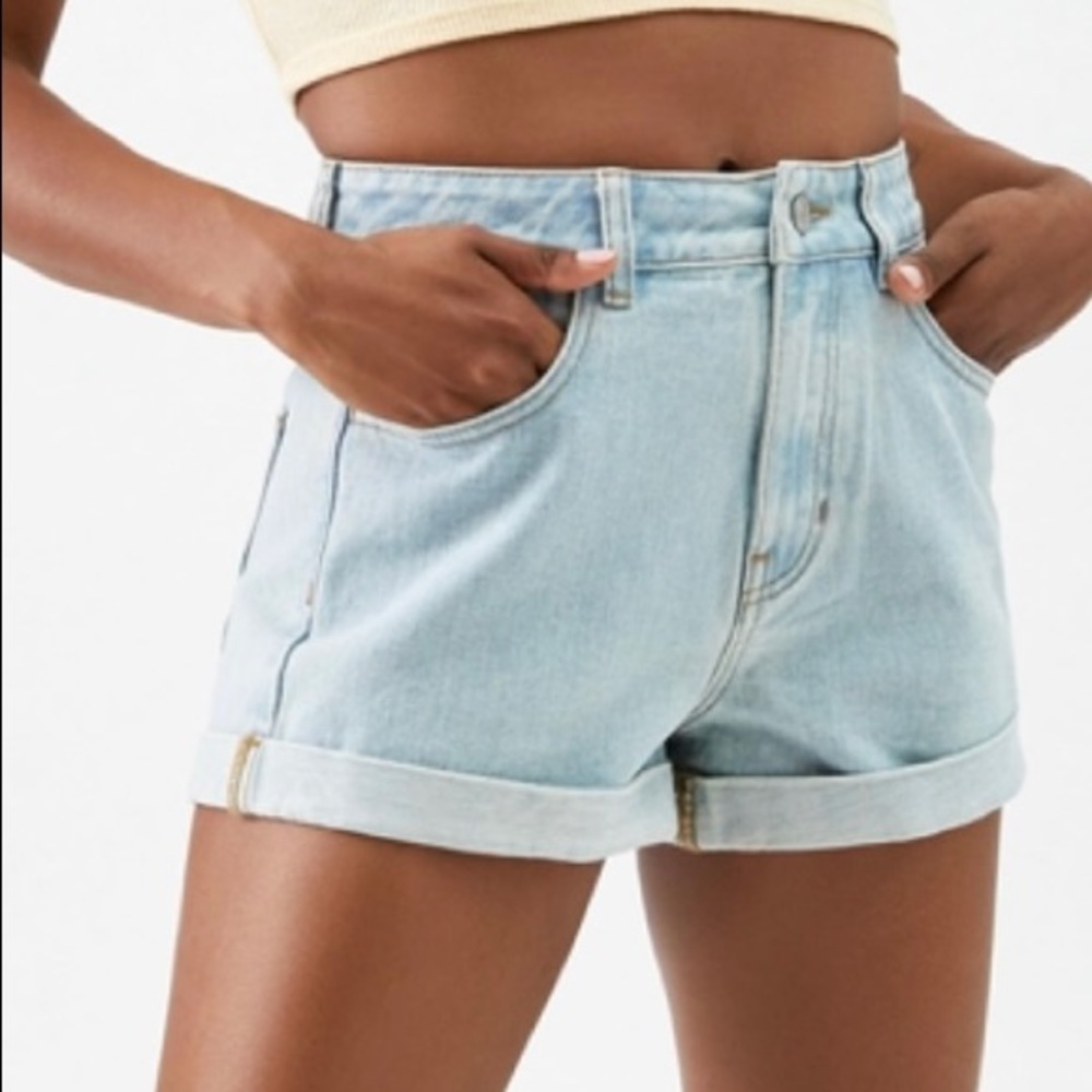 Brand new PacSun mom shorts with tags, size 24
